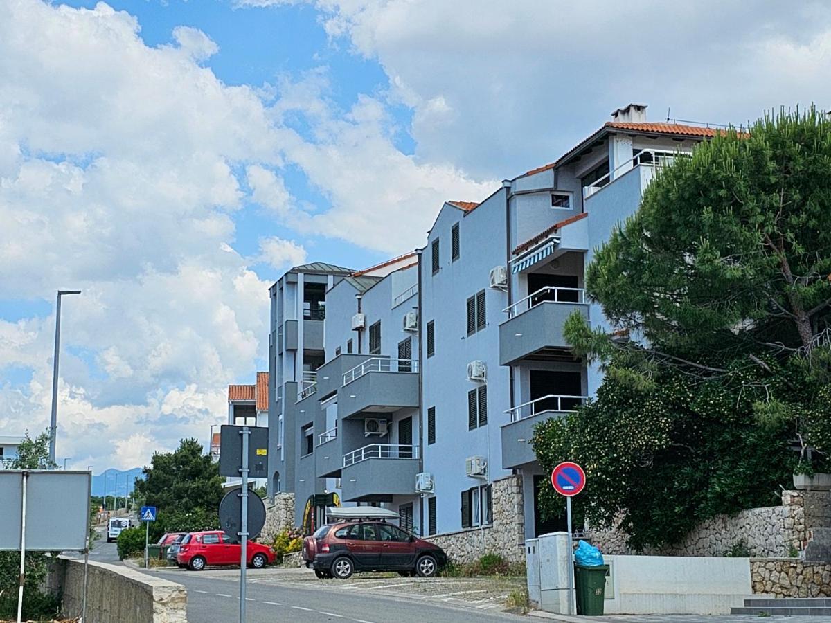 Apartments Bellevue Novalja Exterior foto